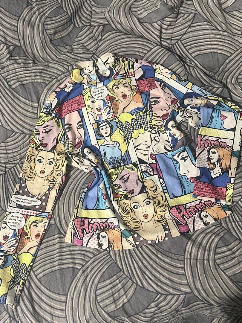 Pop Art Comic Print Long Sleeve Top (Category: Longsleeves) located in Valenzuela. Submitted by seleng.things (Listing ID 1453037721, Image 2). Description: Size: S-M 📍Valenzuela City .