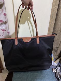 (Kategori: ) berada di . Dikirim oleh mayainetta (ID iklan 1452915434, Gambar 1). Deskripsi: .