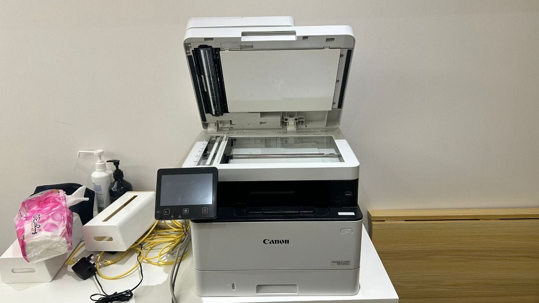 Printer imageCLASS MF445dw (Category: Printers, Scanners & Copiers) located in Singapore. Submitted by cc_wellness (Listing ID 1452907832, Image 1). Description: .