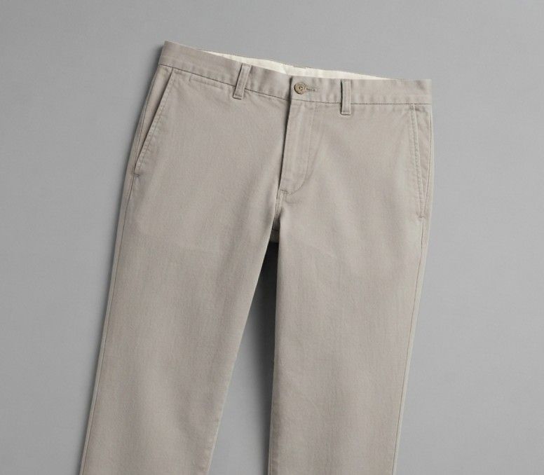 Ralph Lauren Chino pants (Category: Chinos) located in Manila. Submitted by brightcloud_25 (Listing ID 1452921382, Image 3). Description: Ralph Lauren Slimfit Chino pants (stretchable) size 32 fit 31 up to 33 length 37 excellent condition 750 + sf.