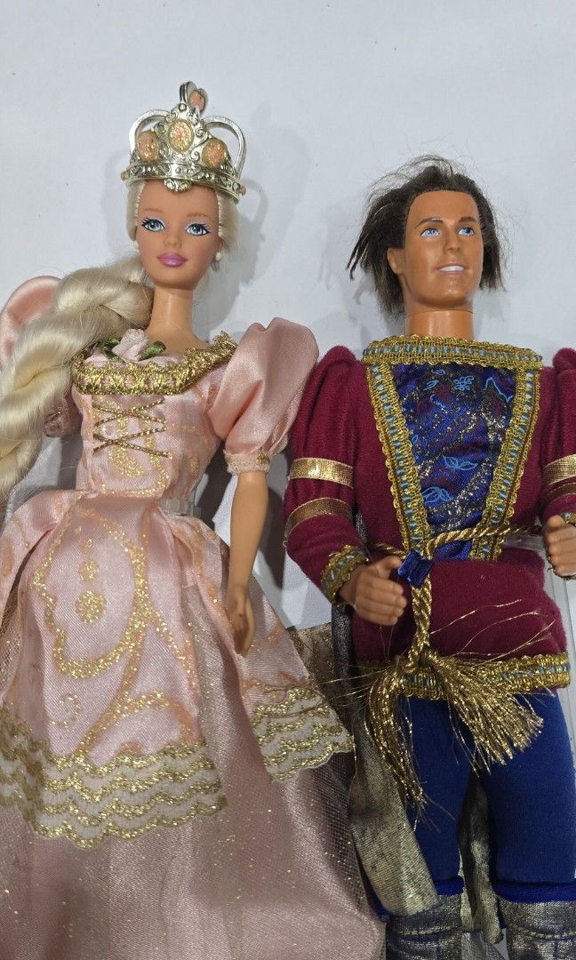 Rapunzel Barbie set 1 (Category: Kids Toys) located in Meycauayan. Submitted by martinezmanika (Listing ID 1452899113, Image 3). Description: .