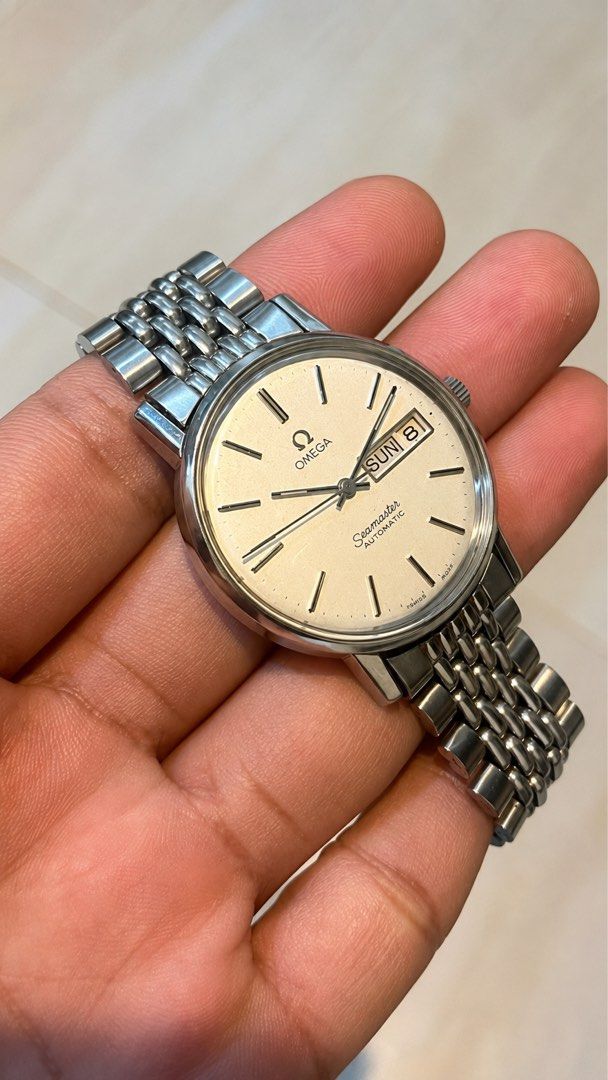 Rare Vintage Omega Seamaster Ref.166.0209 (Category: Luxury Watches) located in Caloocan City. Submitted by _alennchan (Listing ID 1453017265, Image 2). Description: Rare Vintage Omega Seamaster Ref.166.0209 - Rare Silver Gray Dial - Cal.1020 - Condition: 9.8/10 - No issue/ Mint condition - Up to 8.5 Wrist Size - Case size approx 35mm - Ref. 166.0209 - Automatic Movement - Comes with replacement box Inclusions: Replacement box 🏷️ ₱37,999 PHP Neg