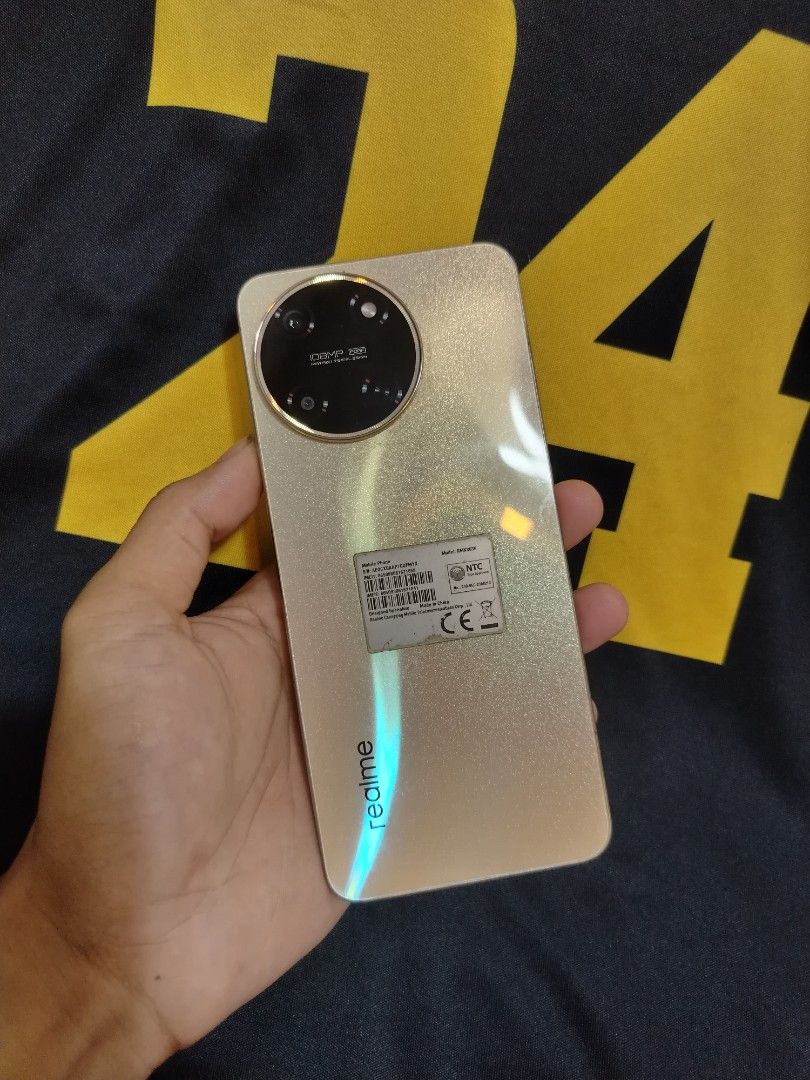 REALME 11 256GB ✅ (Category: Realme) located in Manila. Submitted by wildfish_508394 (Listing ID 1453010188, Image 1). Description: FOR SALE🔻 REALME 11✅ ""8+8ram/256gb"" GOOD FOR GAMING GOOD BATTERY HEALTH SMOOTH TOUCHING MATAGAL MALOWBATT MALINAW CAMERA UNLI RESET/UNLI FORMAT ALL GOOD 100% working WIFI/DATA USE LIKED NEW GAGAMITIN NALANG OPEN MEET UP HALFWAY OPEN COD VIA LALAMOVE.