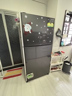 (Category: ) located in . Submitted by cakespoon (Listing ID 1452901865, Image 1). Description: .