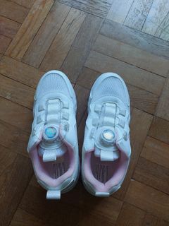 (Category: ) located in . Submitted by trash.to.treasure.to.take (Listing ID 1452946443, Image 1). Description: .