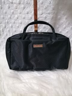 (Category: ) located in . Submitted by az-branded.items (Listing ID 1452883681, Image 1). Description: .