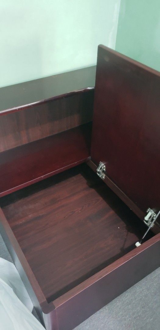Side Table (Category: Tables & Sets) located in Mandaluyong City. Submitted by mysticstar.60afcc (Listing ID 1452939393, Image 3). Description: Side table with storage compartment. Can be used as bookshelf as well. Length - 75 cm Width - 75 cm Height - 60 cm.