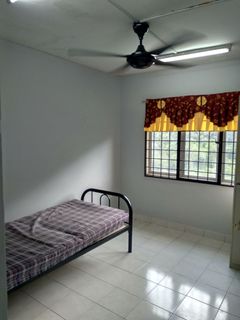 (Category: ) located in . Submitted by ahaziq99 (Listing ID 1452949943, Image 1). Description: .