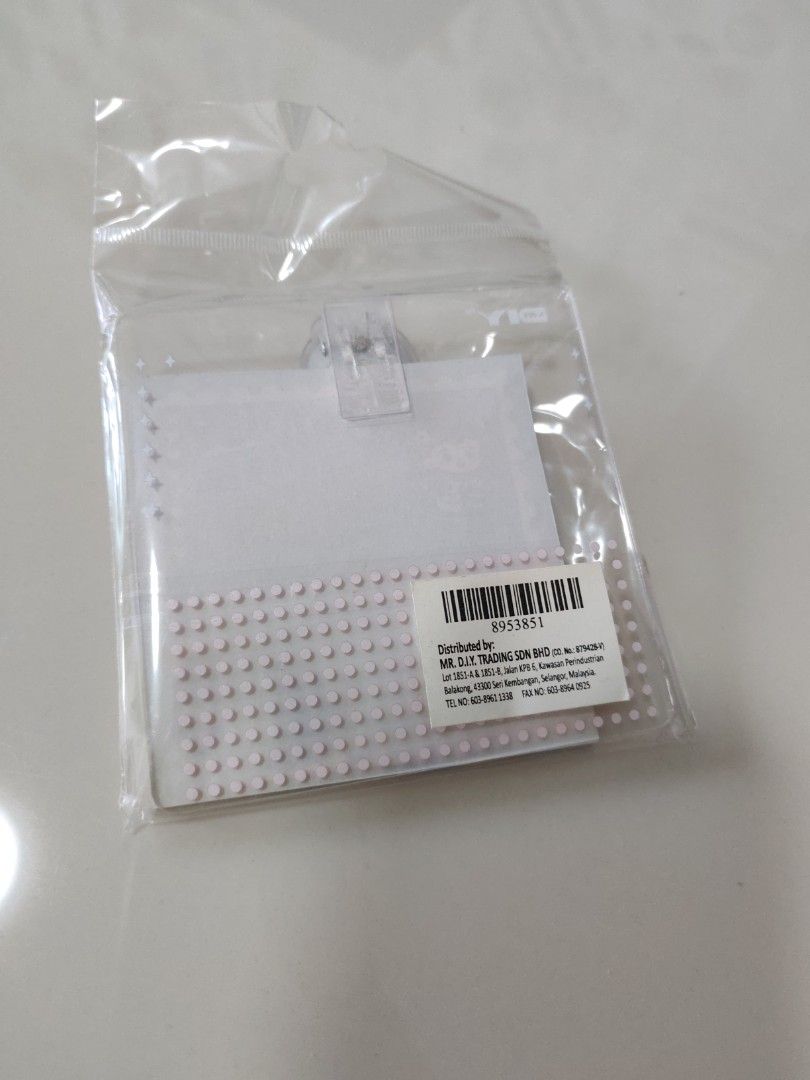 Small note pad (Category: Stationery & School Supplies) located in Georgetown. Submitted by rach_lmx (Listing ID 1452881104, Image 3). Description: .