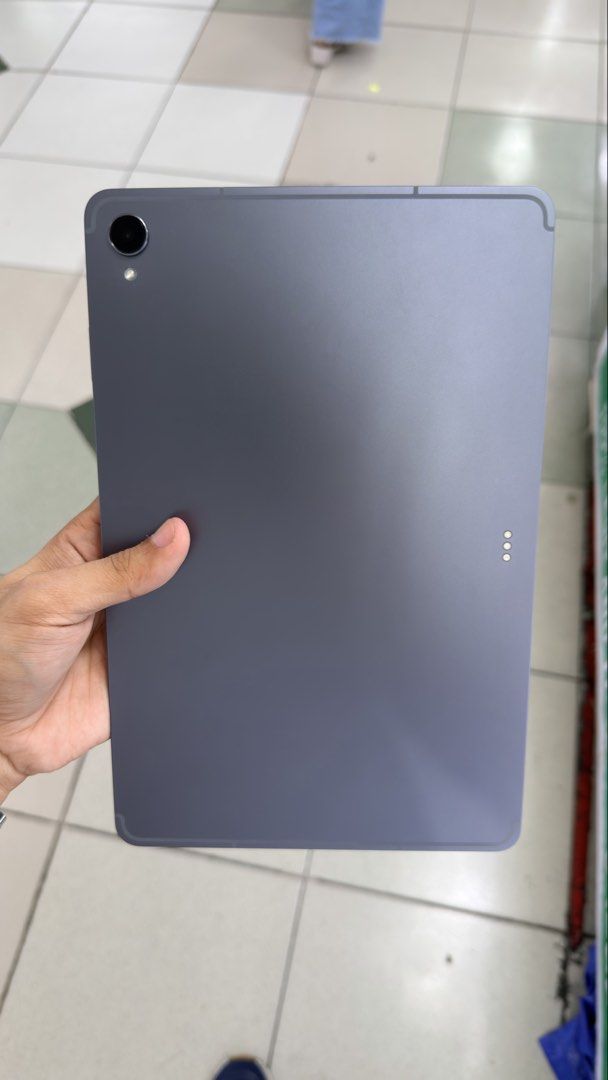 Tab S11 5G 256gb Complete Package with keyboard (Category: Android) located in Manila. Submitted by carimgadgets (Listing ID 1452997978, Image 2). Description: .