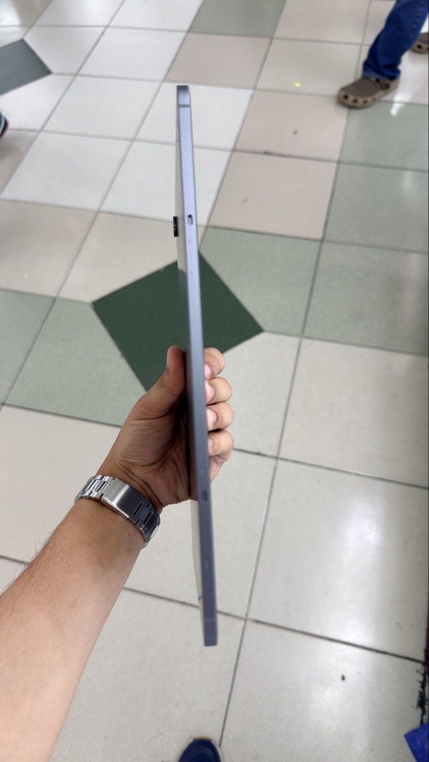 Tab S11 5G 256gb Complete Package with keyboard (Category: Android) located in Manila. Submitted by carimgadgets (Listing ID 1452997978, Image 3). Description: .