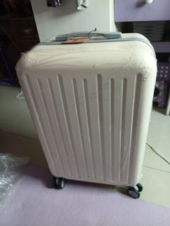 (Category: ) located in . Submitted by rasha_8 (Listing ID 1452895931, Image 1). Description: .