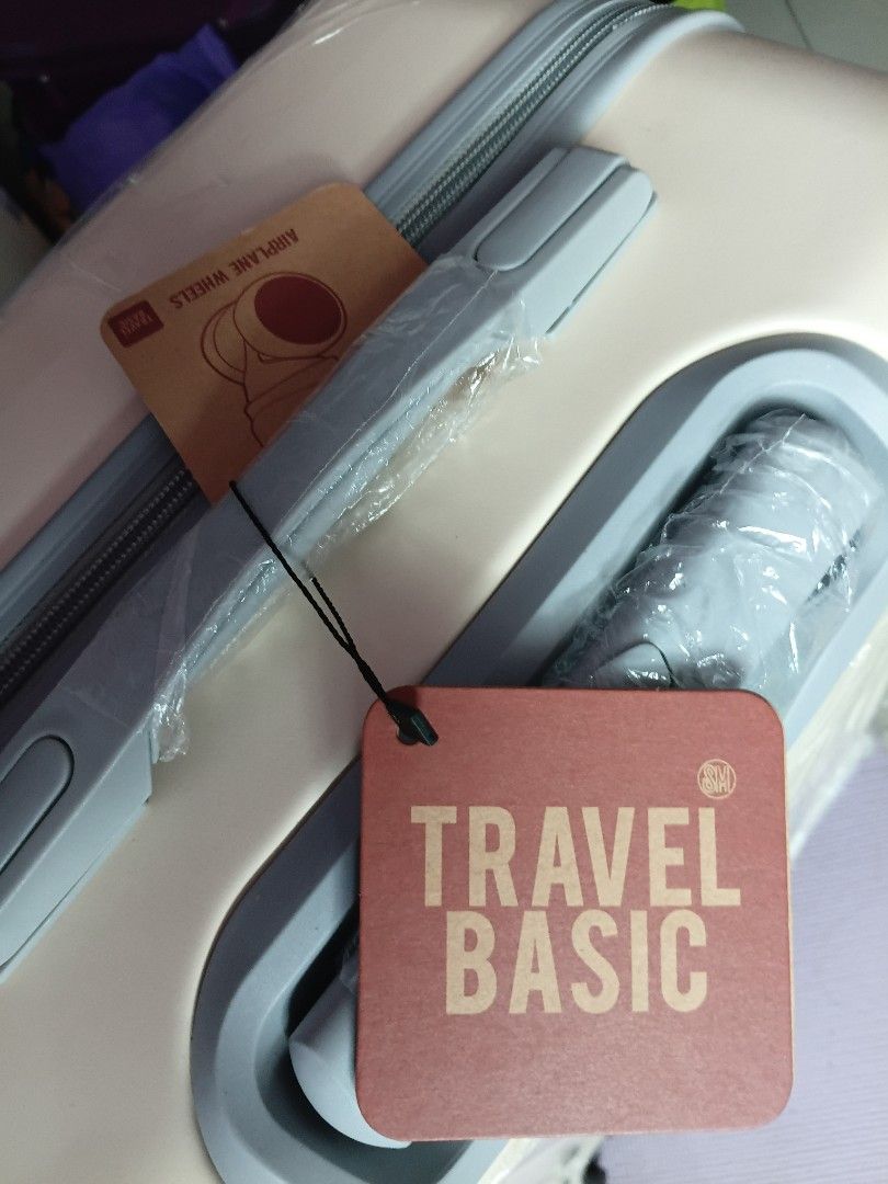 Travel basic 25 (Category: Luggage) located in Makati City. Submitted by rasha_8 (Listing ID 1452895931, Image 2). Description: Brand New Travel Basic 25" luggage dirty white or cream location makati 4 wheels 360 degrees swivel tsa lock location makati asking 2500p df on buyer.