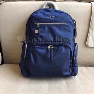 (Category: ) located in . Submitted by fashion.luxe (Listing ID 1453027965, Image 1). Description: .
