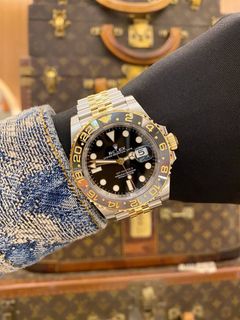(Category: ) located in . Submitted by redrabbitluxury (Listing ID 1453039072, Image 1). Description: .