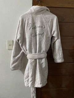 (Category: ) located in . Submitted by 9th.street.thrift (Listing ID 1453037640, Image 1). Description: .