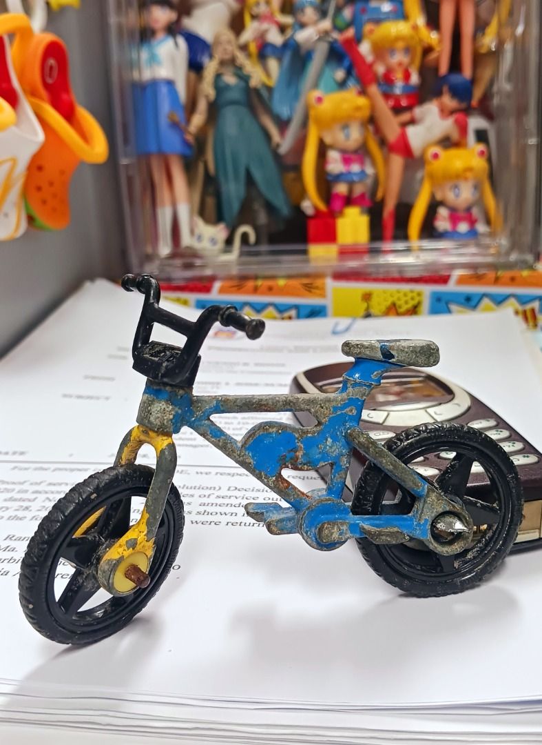 Vintage BMX Bicycle Metal (Category: Vintage Collectibles) located in Manila. Submitted by mickey_salonga (Listing ID 1452882129, Image 2). Description: as is / metal.