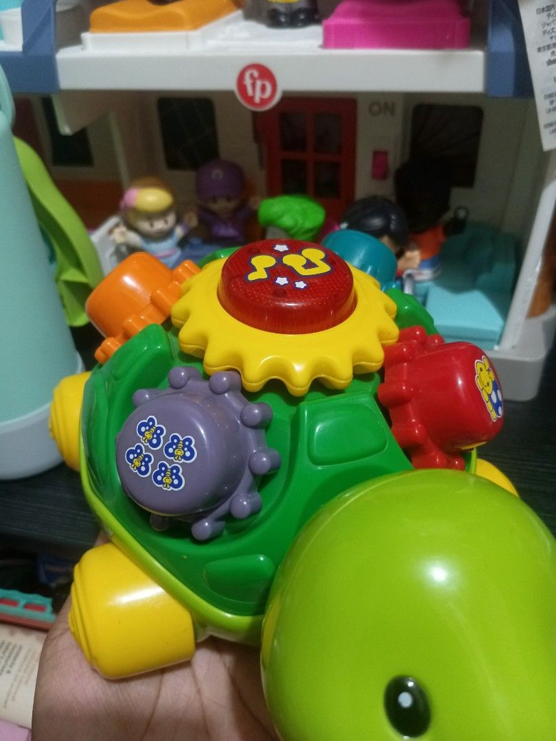 VTech Roll and Learn Turtle Pull Along Electronic Musical Learning Toy (Category: Infant Playtime) located in Pasig City. Submitted by tllc09 (Listing ID 1453008775, Image 1). Description: Declutter no issue working sounds.