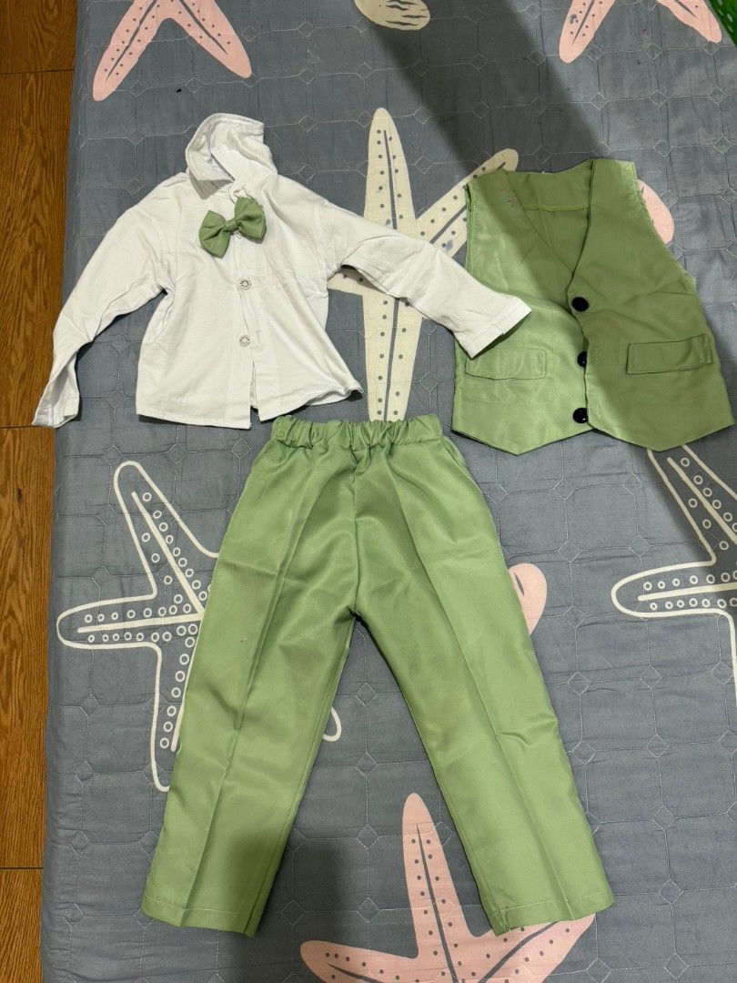 Wedding Little Bearer Outfit (Category: Babies & Kids Fashion) located in Quezon City. Submitted by everytinishere (Listing ID 1452930316, Image 1). Description: sold as set no damage 9 mos-2yrs old.