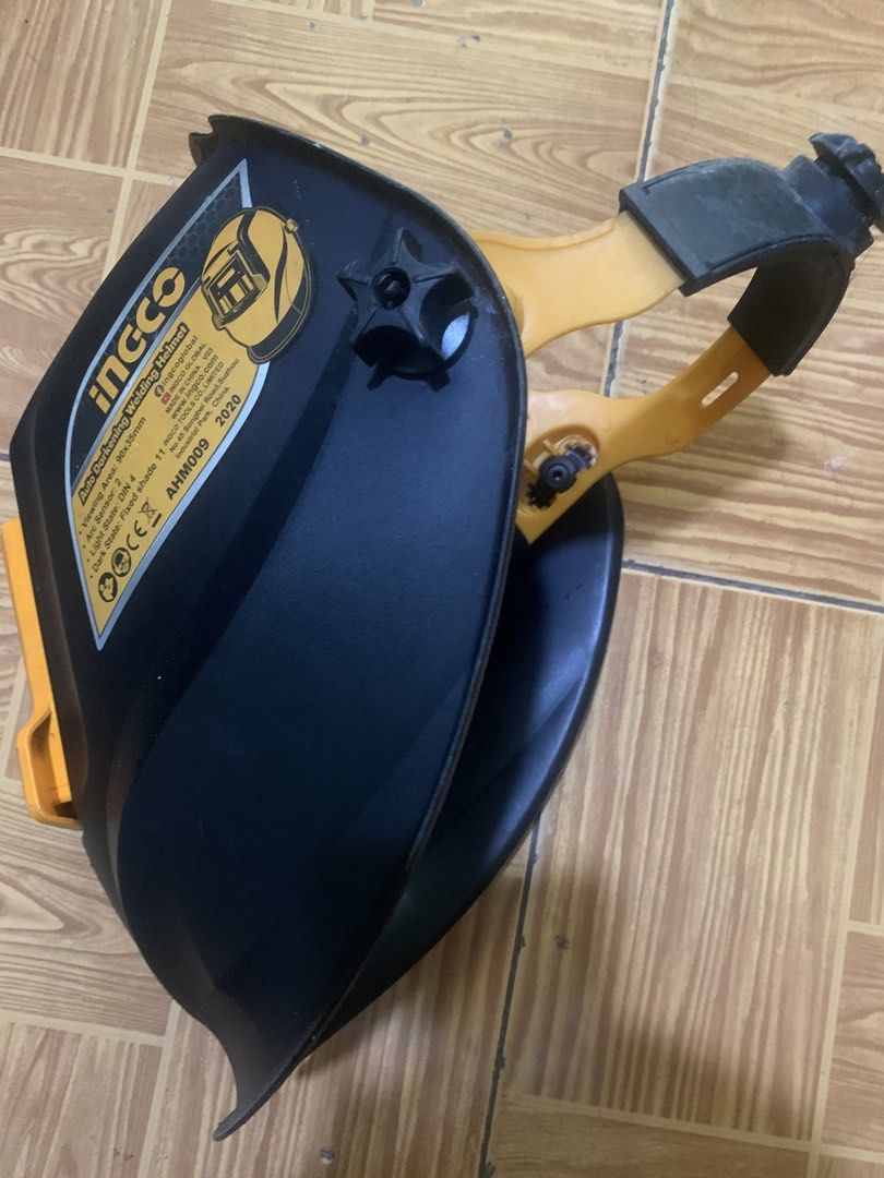 Welding Helmet ingco brand (Category: Body Parts and Accessories) located in Antipolo. Submitted by cebb888 (Listing ID 1452897238, Image 3). Description: Selling branded welding helmet adjustable head size ( shown in the photo ) . Where is at is .. .