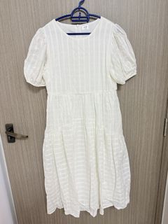 (Category: ) located in . Submitted by reloved.closet_21 (Listing ID 1453046424, Image 1). Description: .