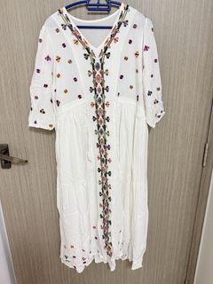 (Category: ) located in . Submitted by reloved.closet_21 (Listing ID 1453046468, Image 1). Description: .