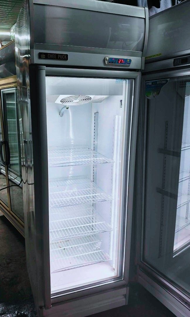 1 door glass freezer (Category: Refrigerators and Freezers) located in Manila. Submitted by manaloreia83978 (Listing ID 1447586567, Image 1). Description: 1 door glass freezer second hand good condition ready to used test to sawa for pick up only... open for viewing anytime.