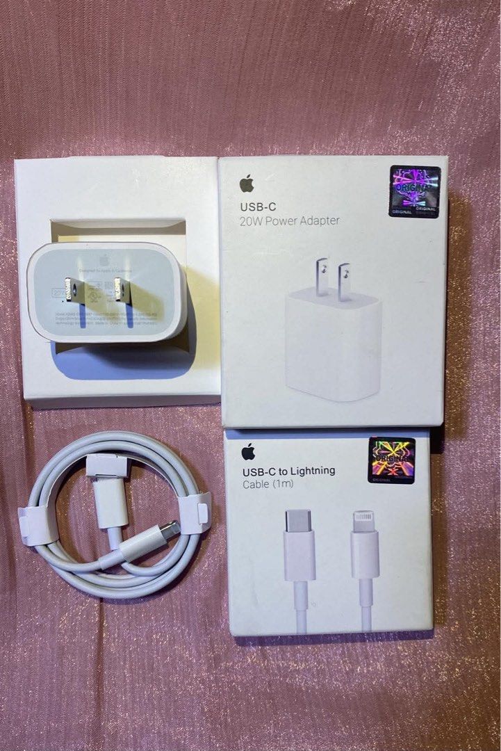 1M usb -c to lightning & 20W adapter charger (Category: Chargers & Cables) located in Manila. Submitted by mimasour (Listing ID 1447629707, Image 1). Description: .