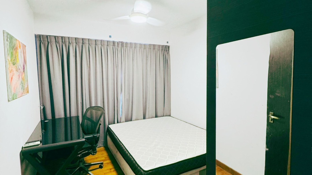 (Category: ) located in . Submitted by dvelan (Listing ID 1440256340, Image 1). Description: .