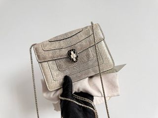 (Category: ) located in . Submitted by millenlavish_outlet (Listing ID 1447537516, Image 1). Description: .