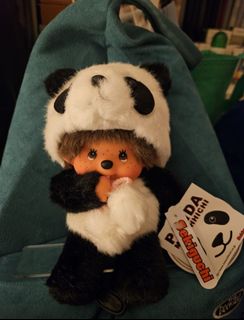 (Category: ) located in . Submitted by whimsicalwadrobe (Listing ID 1447320809, Image 1). Description: .