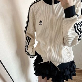 由 litigioIII (刊登 ID 1447635640，圖片 1) 提交，位於 的 (類別：)，說明：。