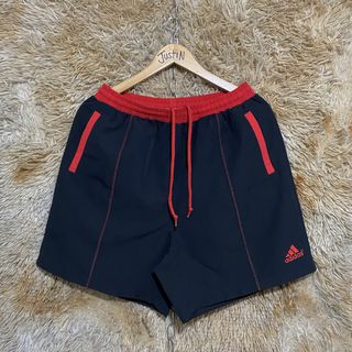 (Category: ) located in . Submitted by thriftingz143 (Listing ID 1447626956, Image 1). Description: .