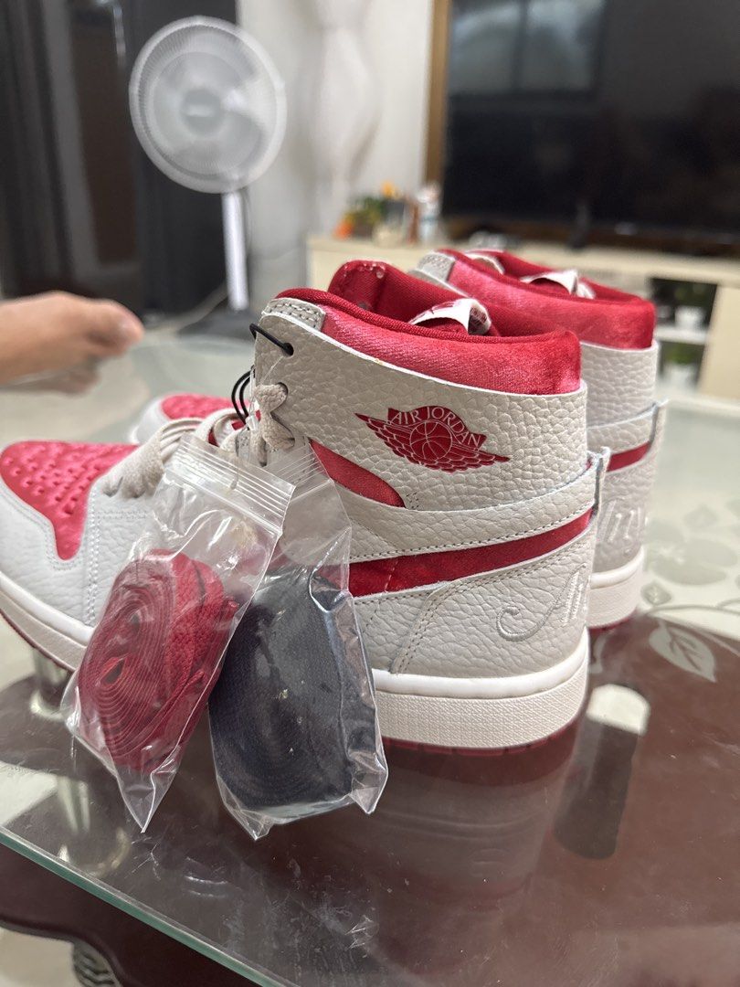 AIR JORDAN 1 Zoom CMFT "Anytime" (Category: Sneakers) located in San Fabian. Submitted by biivhern (Listing ID 1447529271, Image 3). Description: - Authentic Air Jordan 1 Zoom CMFT - Colorway: Grey and Red - Unique velvet accents on the toe box - Includes extra laces (Red & Black) - "Anytime" embroidery detail on the heel - Size: US 8 / EUR 39 -unisex RFS: MALIIT SAAKIN, PASALUBONG FROM CALI, USA. NO BOX BUT GUARANTEED ORIGINAL ❗️❗️❗️.