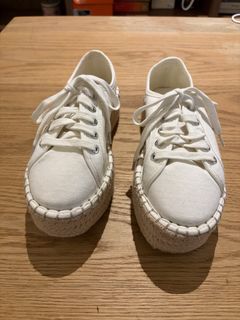 （分類：）位於 。 由 thewhitestore 提交（商品編號 1447675283，圖片 1）。簡介： 。