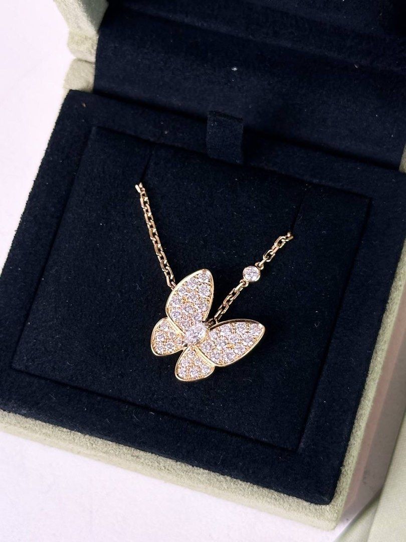 💯AUTHENTIC VCA VAN CLEEF & ARPELS TWO BUTTERFLY 18K 750 YELLOW GOLD DIAMOND NECKLACE (Category: Accessories) located in Kuala Lumpur. Submitted by metaluxury666 (Listing ID 1447528694, Image 3). Description: 💯AUTHENTIC VCA VAN CLEEF & ARPELS TWO BUTTERFLY 18K 750 YELLOW GOLD DIAMOND NECKLACE PRICE: RM 43,000 BRAND: VAN CLEEF & ARPELS YEAR: 2022 CONDITION: 99% COMES WITH: BOX & CERTIFICATE CARD Preloved Luxury handbags watches jewelry shoes clot