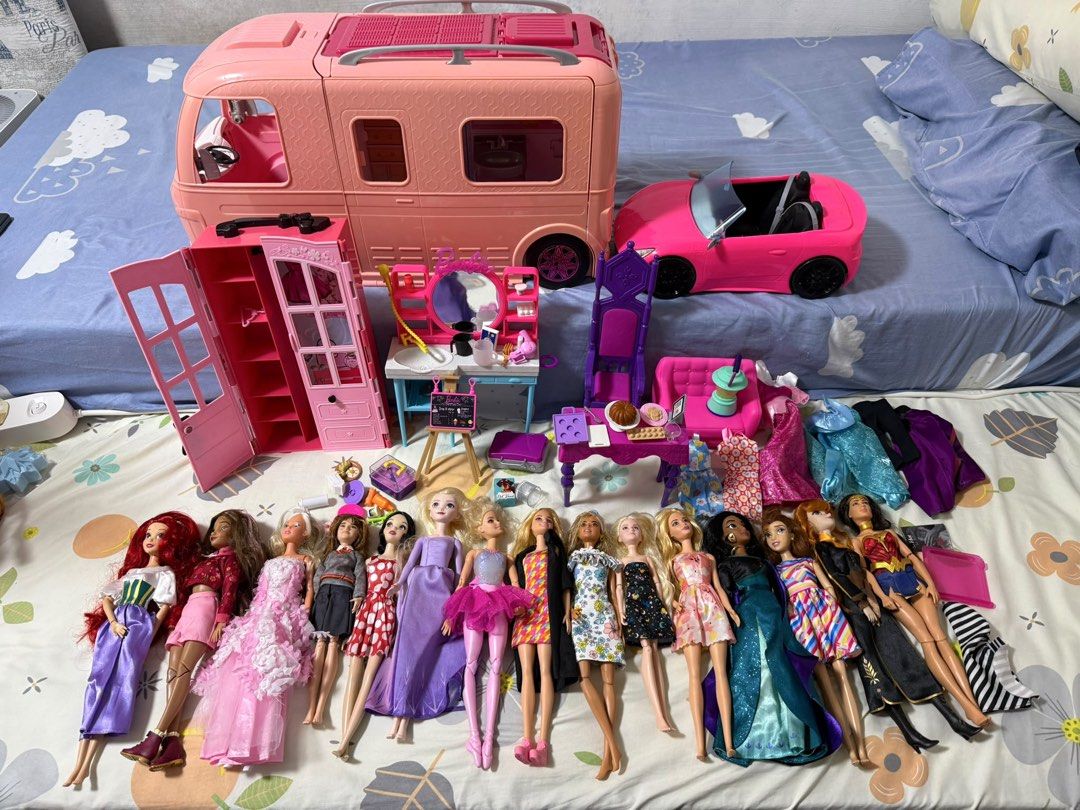 Barbie Dollhouse Furniture, Camper, Car, and Dolls Bundle, Toys ...