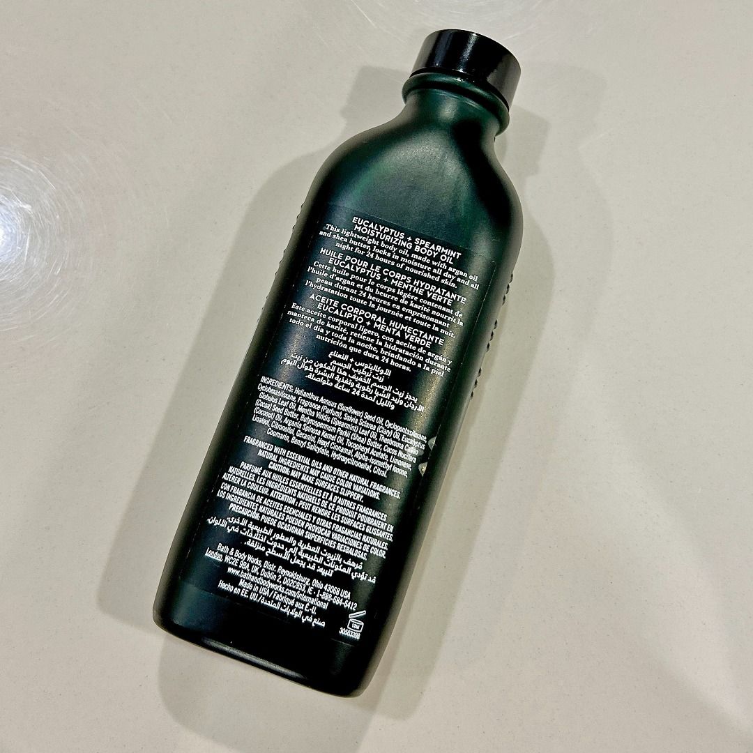 BATH & BODY WORKS Natural Essential Moisturizing Body Oil - Eucalyptus + Spearmint (Category: Body Care) located in Georgetown. Submitted by infoquard60243 (Listing ID 1447572986, Image 2). Description: This lightweight body oil, made with argan oil and shea butter, locks in moisture all day and night for 24 hours of nourished skin..