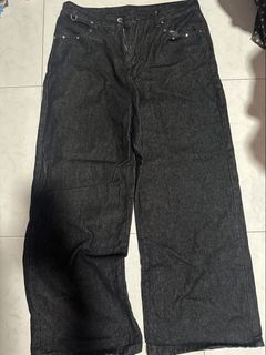 (Category: ) located in . Submitted by leeffy (Listing ID 1447656699, Image 1). Description: .