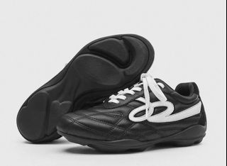 (Category: ) located in . Submitted by helpclearmeclothes (Listing ID 1447531373, Image 1). Description: .