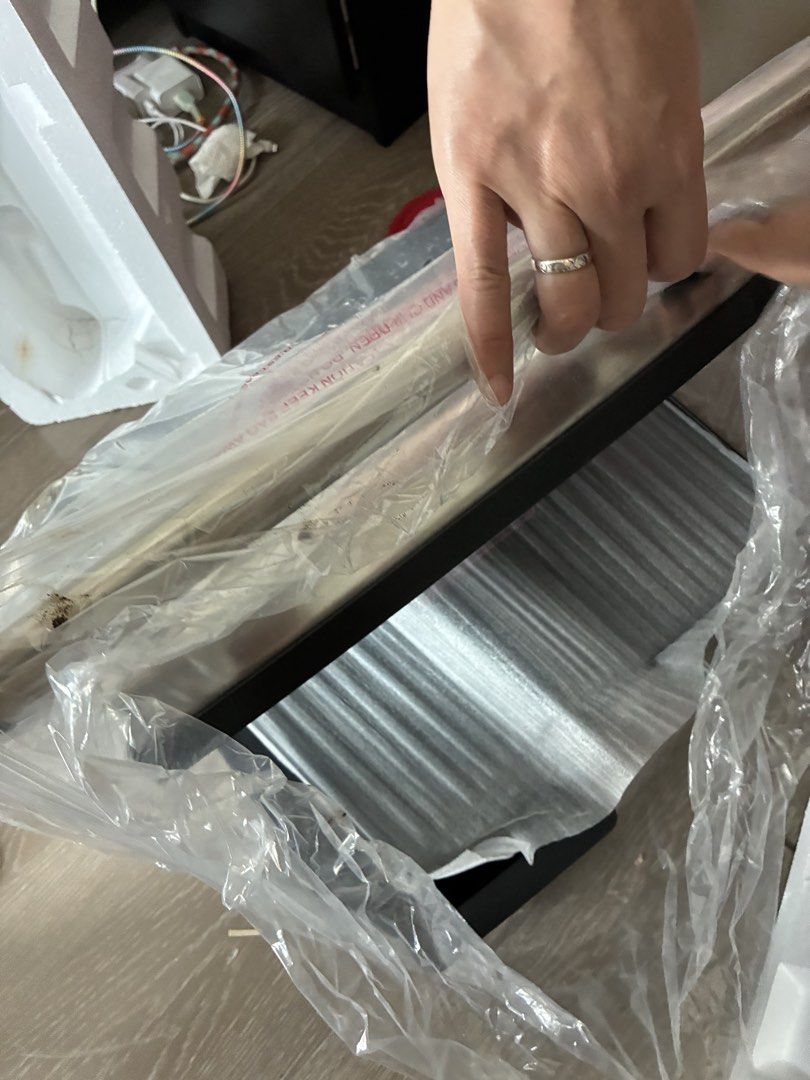 Brand New Breville Griller (Category: Cookware & Accessories) located in Makati City. Submitted by robtanmd (Listing ID 1447481239, Image 3). Description: Fire Sale Breville Griller! Brand new. .