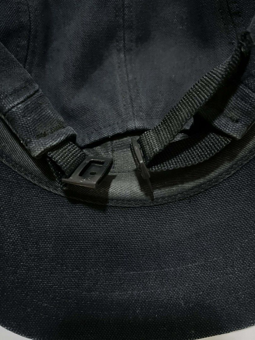 Carhartt five panel cap (Category: Announcements) located in Manila. Submitted by mm-archive0. (Listing ID 1447626548, Image 2). Description: kulang lang sa linis no hidden issue dm for mor details.