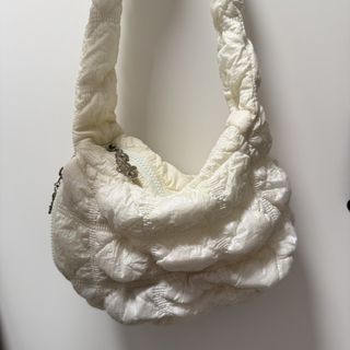 （分類：）位於 。 由 kt_decluttering 提交（商品編號 1447624041，圖片 1）。簡介： 。