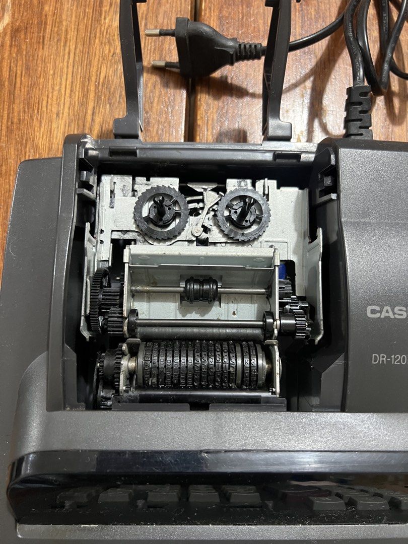 Casio Printing Calculator (Category: Electrical, Adaptors & Sockets) located in Bacoor. Submitted by momofkas2 (Listing ID 1447498782, Image 2). Description: 📌₱1500 each.