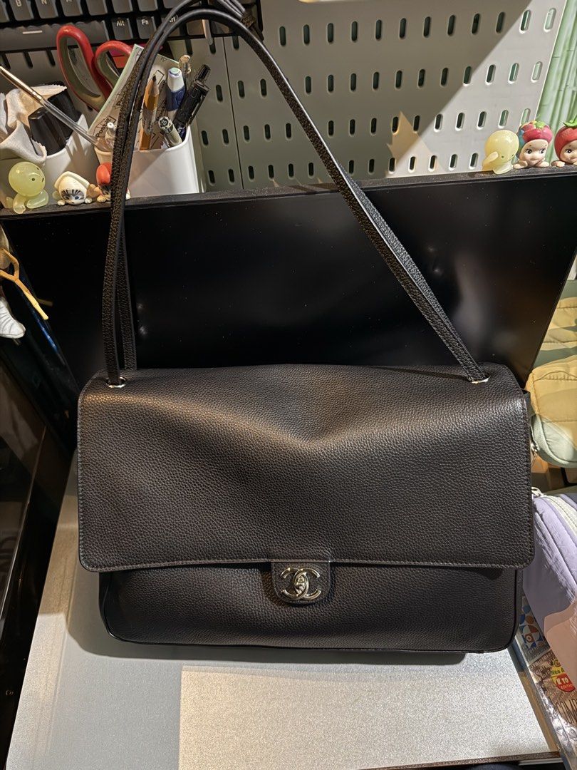 Chanel Maxi Flap Matthieu Blazy (Category: Luxury Bags & Wallets) located in Cabuyao City. Submitted by gerlieluxurycloset2024 (Listing ID 1447477819, Image 1). Description: Brand: Chanel Hardware: Silver Hardware Size: Maxi compartments and zippers: 6 Color: Black Material: Grained Calfskin Leather Interior Lining: Red Smooth Leather Microchipped Inclusions: Dustbag only Condition: BRAND NEW Please Read⬇️ Last price can be negotiated for sure bu