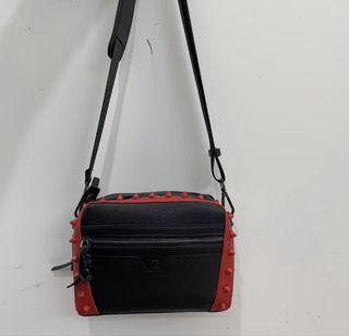 （分類：）位於 。 由 andrequinia21 提交（商品編號 1447502578，圖片 1）。簡介： 。