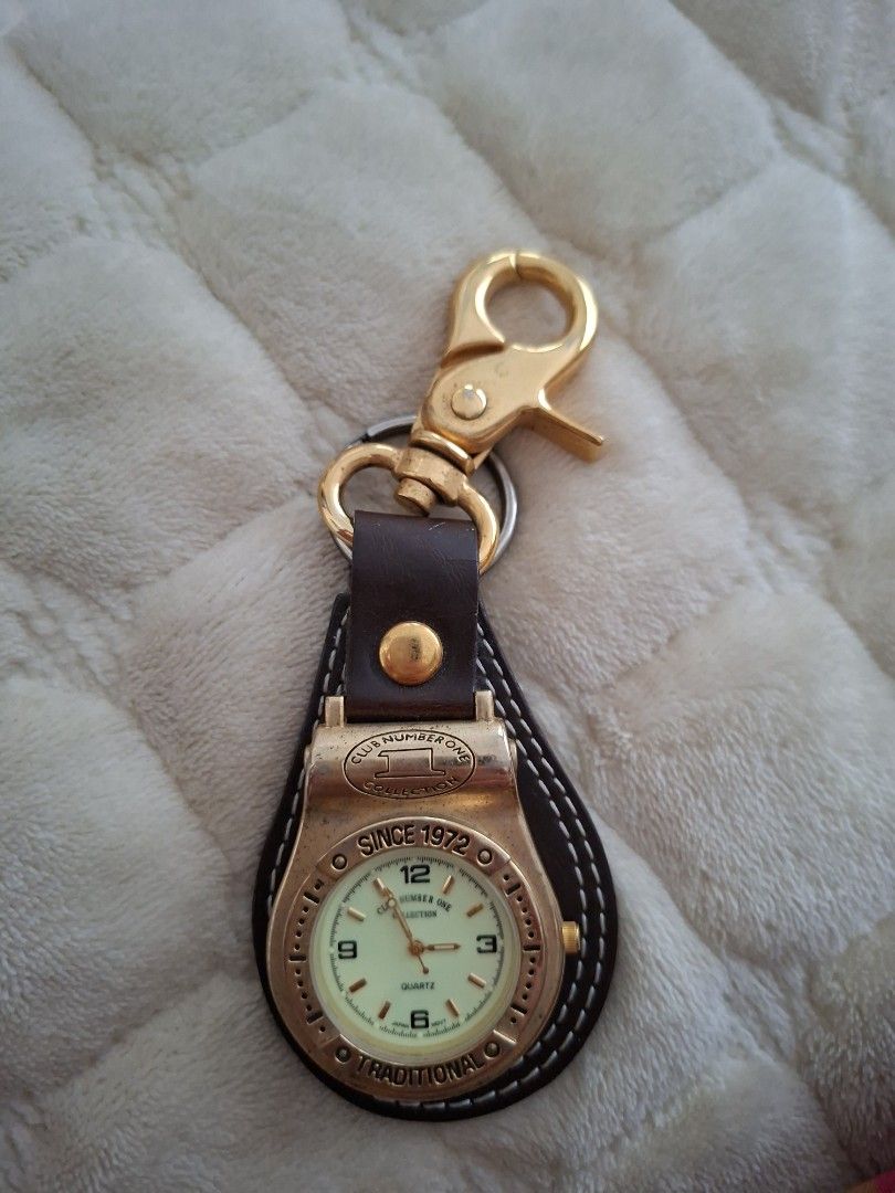 Club Number and One Collection (Category: Women's Watches) located in Muntinlupa City. Submitted by madtan (Listing ID 1447549258, Image 1). Description: vintage keychain watch never used.