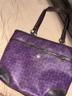 (Category: ) located in . Submitted by gigimooshi (Listing ID 1447624458, Image 1). Description: .