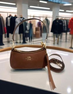 （分類：）位於 。 由 bellezza. 提交（商品編號 1447530969，圖片 1）。簡介： 。