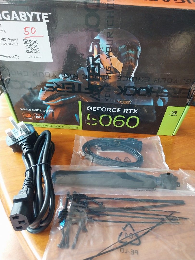 Computer cables (Category: Other Accessories) located in Singapore. Submitted by tan2026 (Listing ID 1447543049, Image 1). Description: .